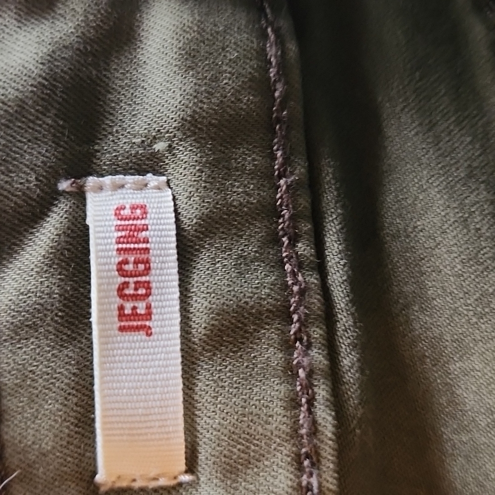 Arizona, Size 1, olive green Jeggings. - Picture 6 of 6
